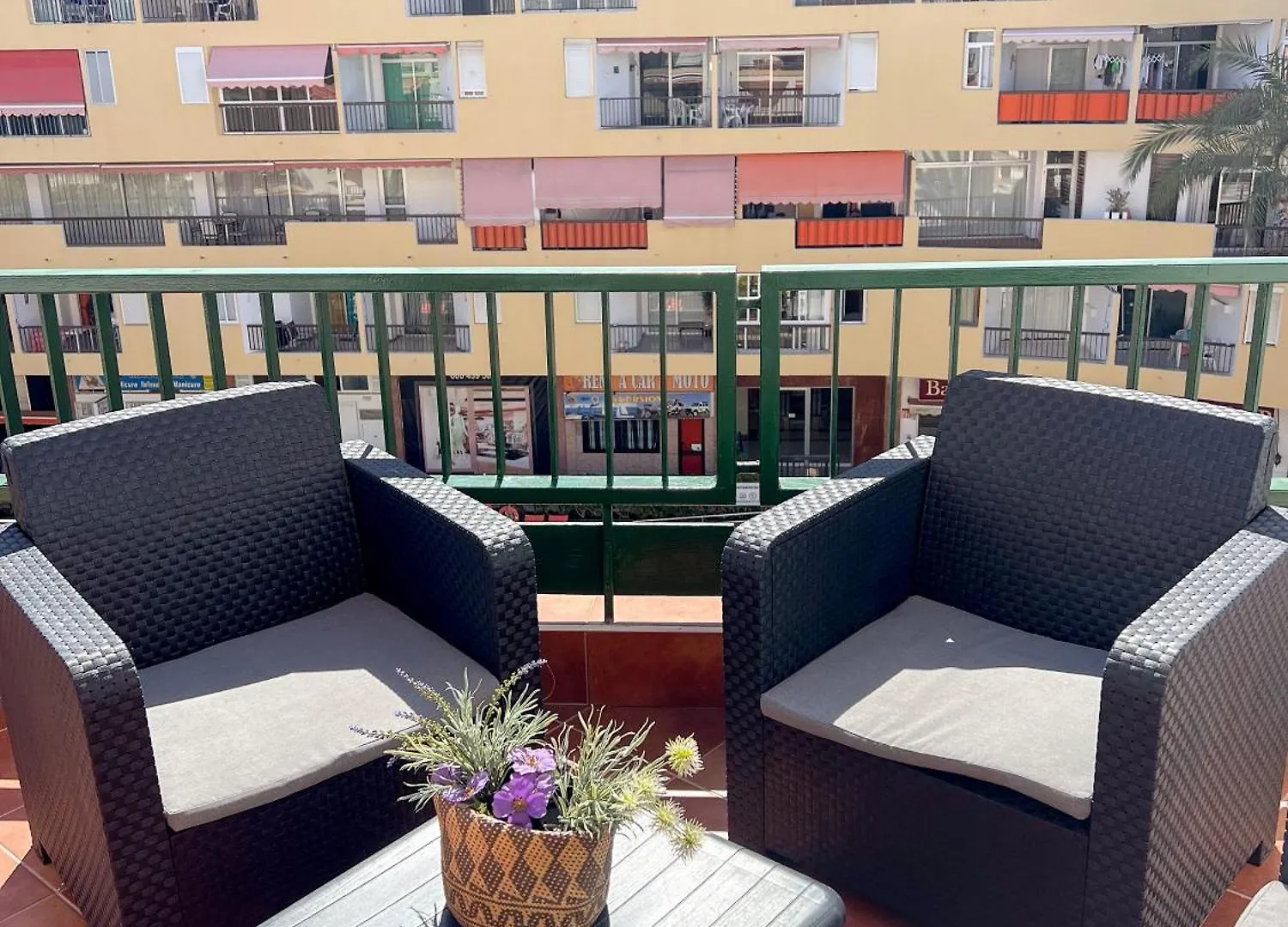 Carmen Beachfront Escape Los Cristianos  0*, Los Cristianos (Tenerife) İspanya